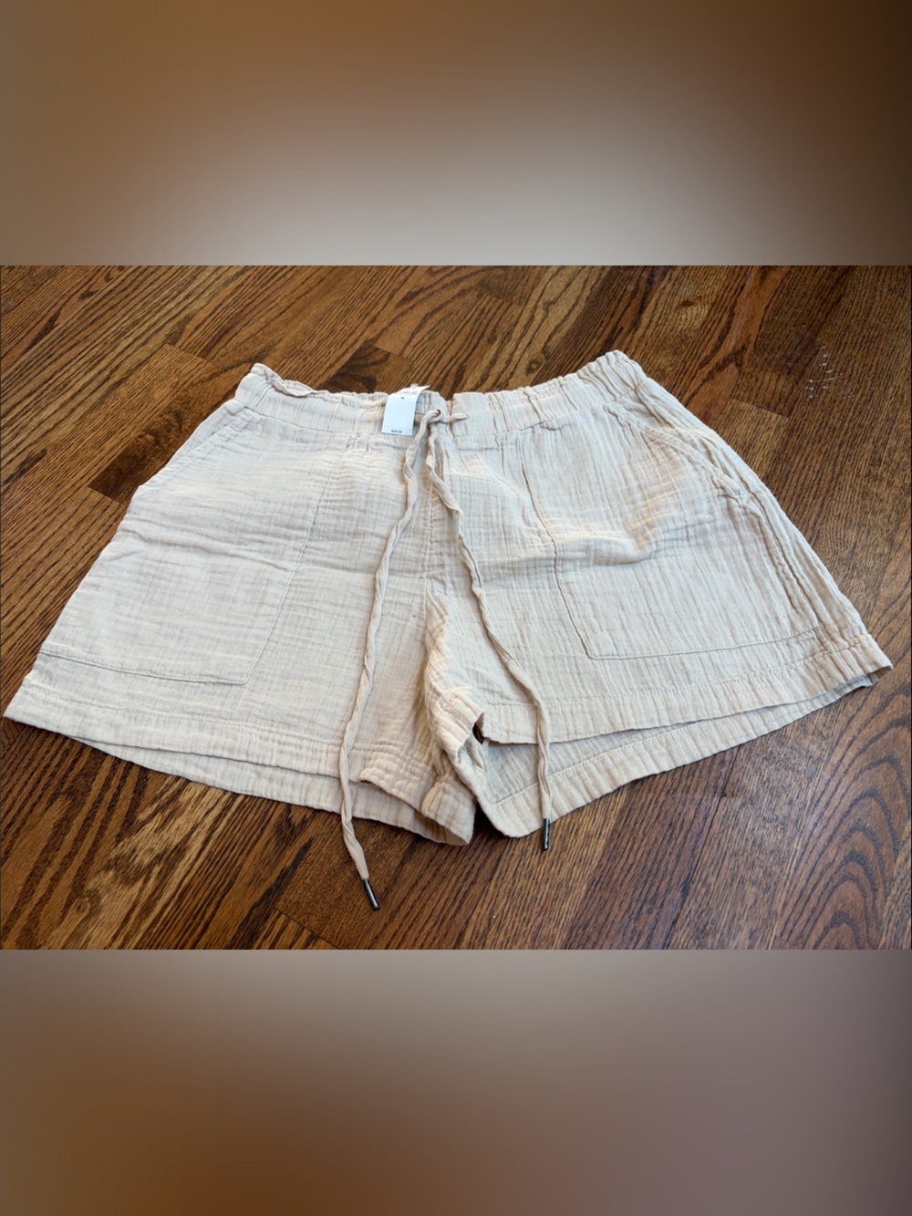 NWT Light Cream/Tan  Gauze Drawstring Women's Shorts sz M